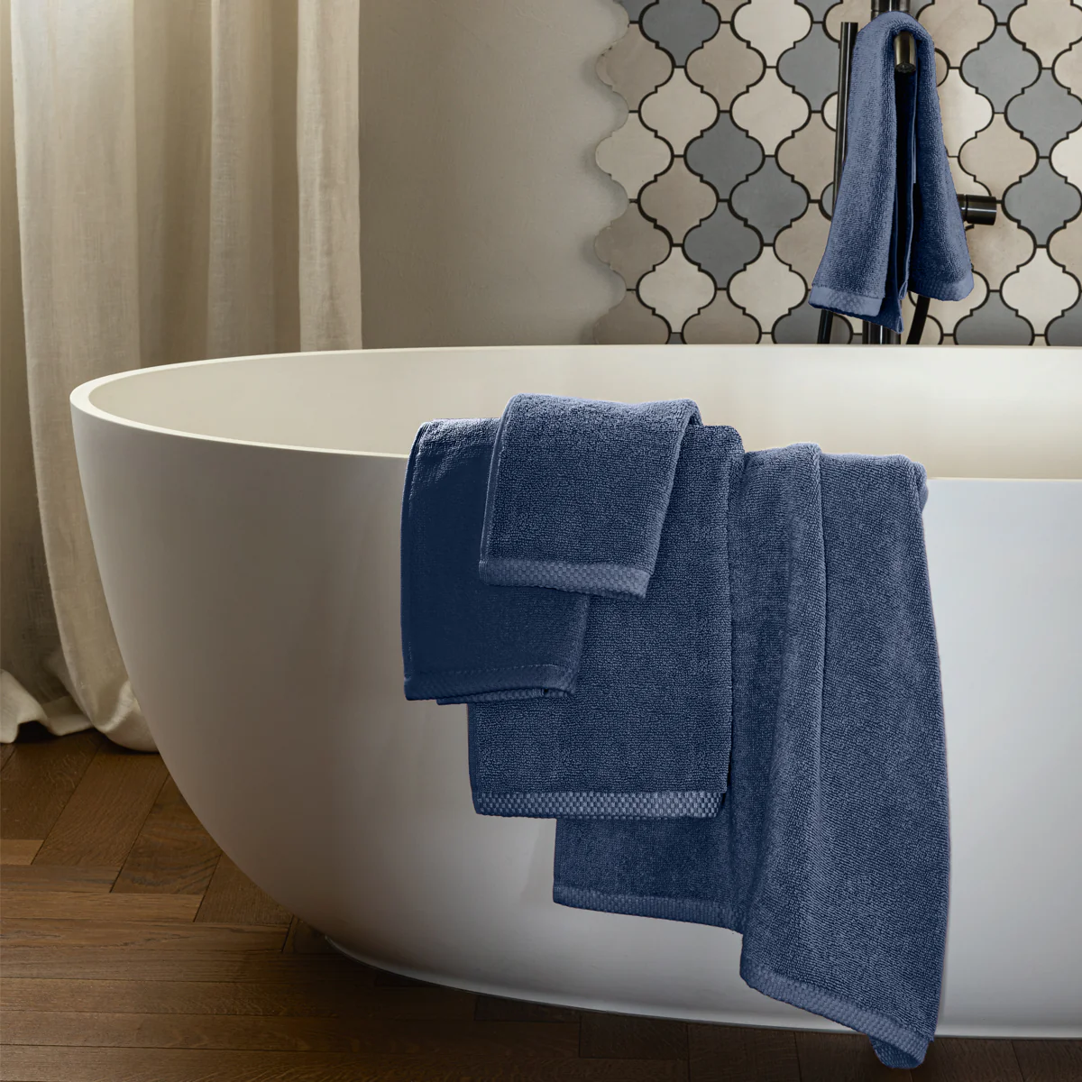 Telo Da Bagno in Spugna di Cotone - Square - Image 3