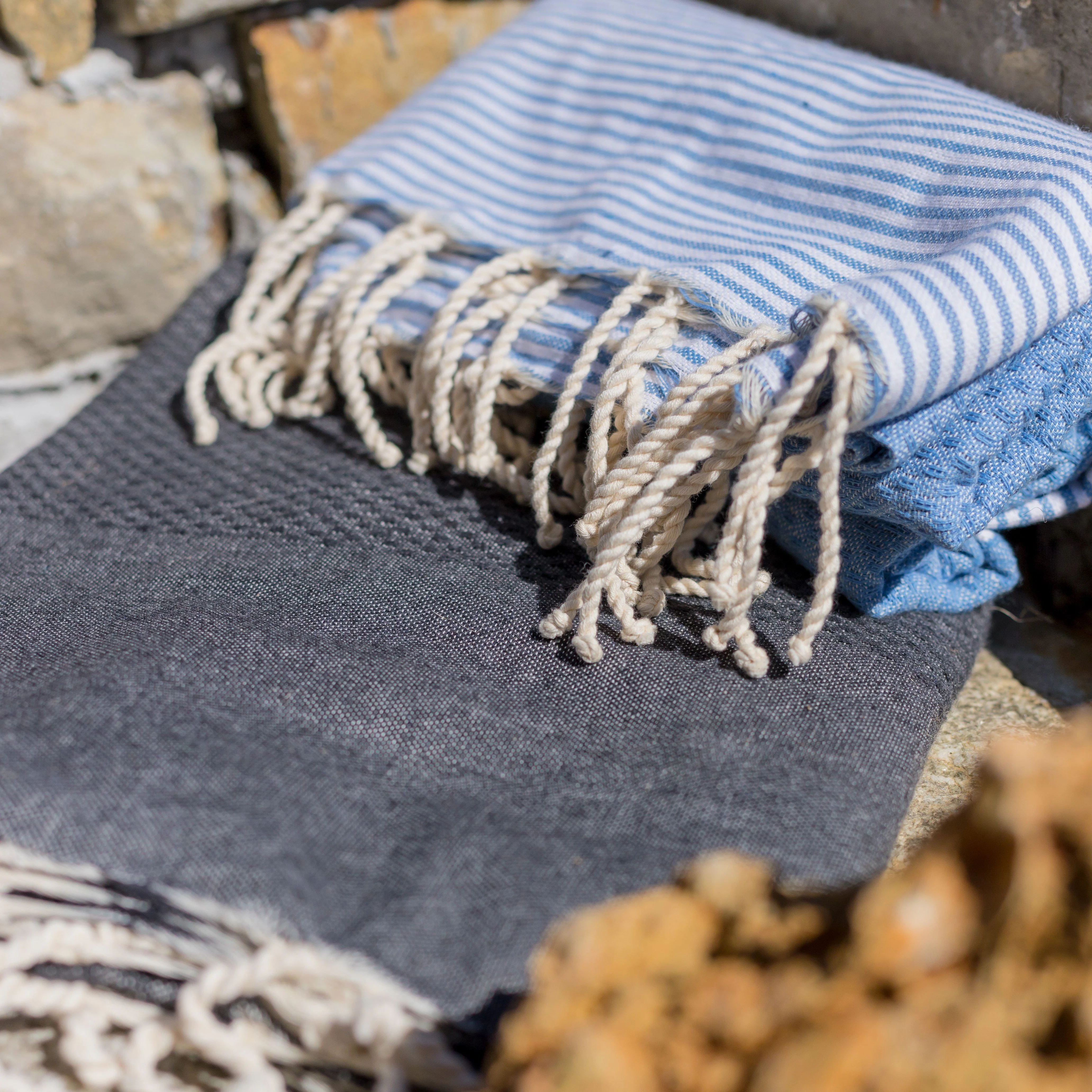 Telo Mare in Fouta di Puro Cotone Tinta Unita - Hammam - Image 3